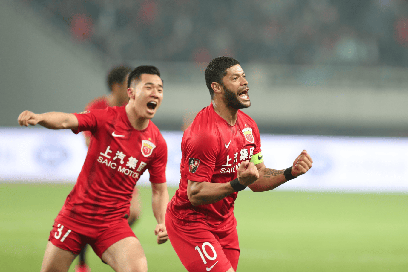 星空体育官网上海海港迎欧篮联关键赛，赛后防线松动，底气十足，训练强度明显提升的简单介绍