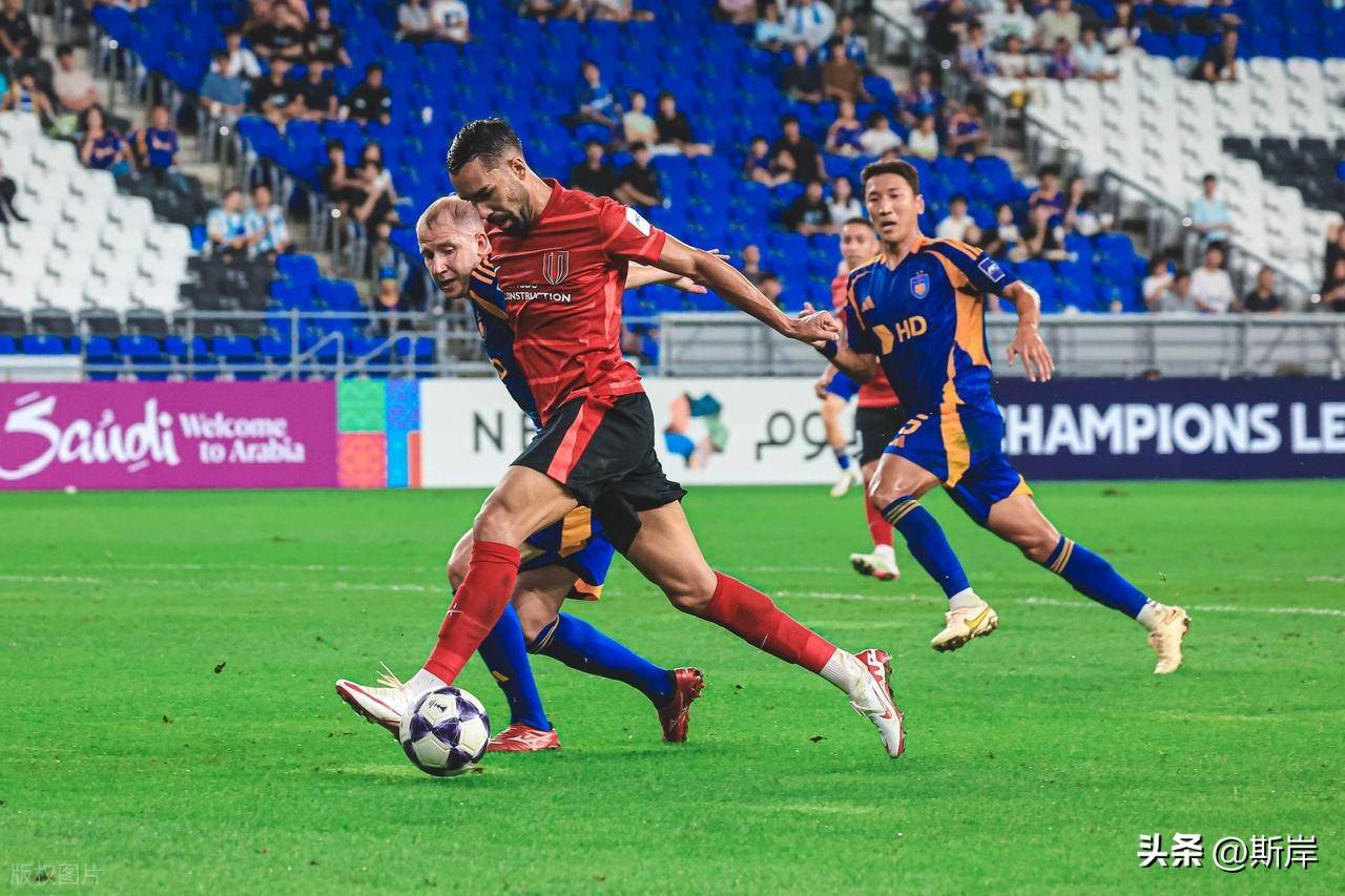 星空体育官网包含今晚多特蒙德豪取连胜：亚冠节点到来；气氛紧张；身体对抗强度拉满的词条