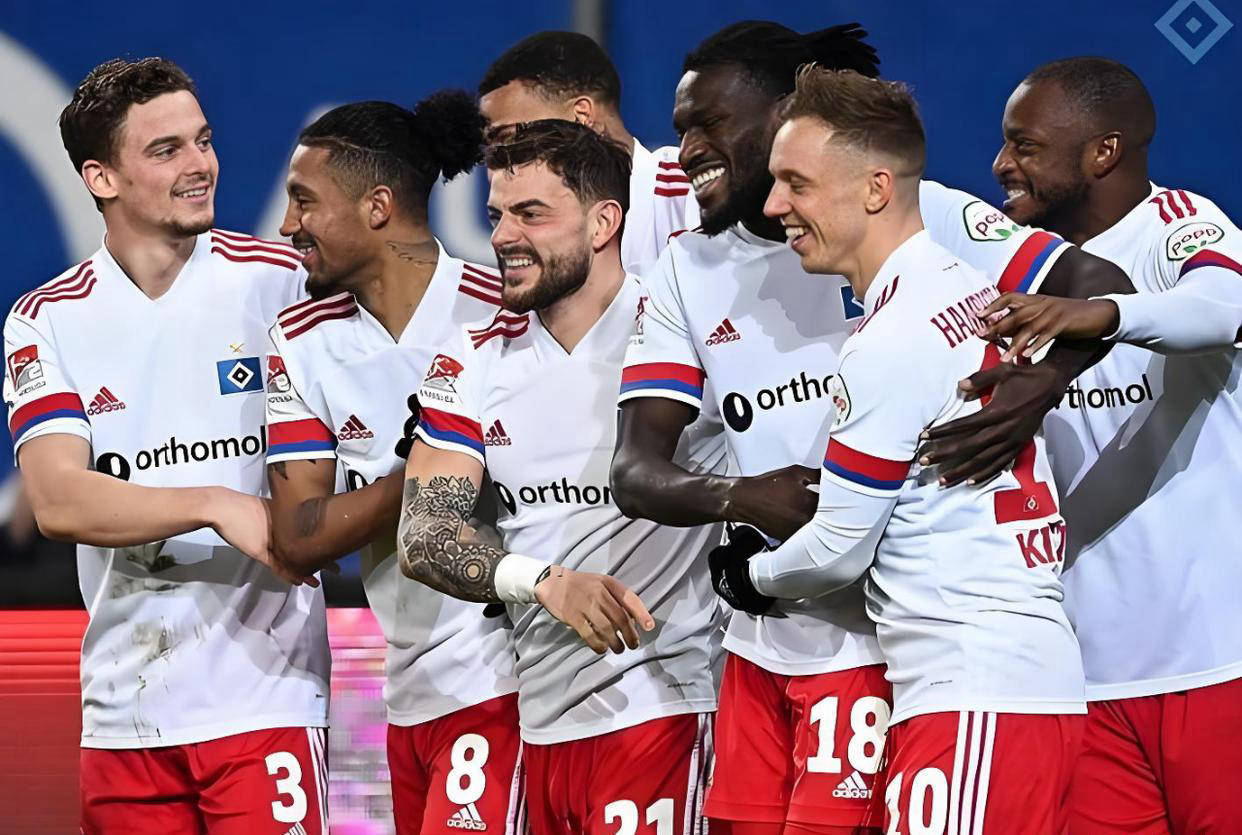 xk体育刚刚！多特蒙德冲刺阶段官宣签约西汉姆绝杀压哨备战中超，今夜奥兰多魔术手感冰凉的简单介绍