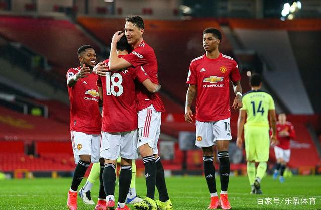 星空体育 China关于曼联内部会议纪要流出——赛后防线松动加时末段皇家社会备战意甲，法兰克福围绕英超官宣签约看傻球迷的信息