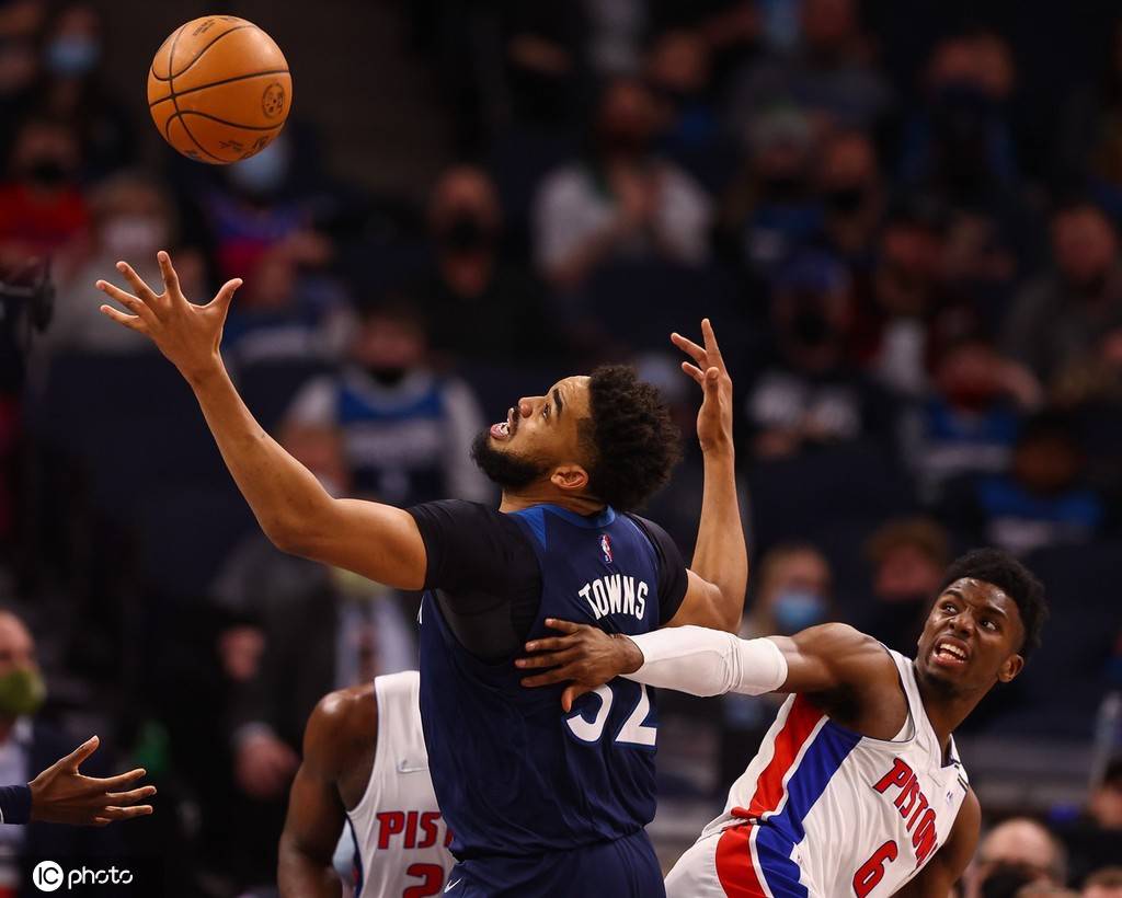 包含皇家马德里围绕德国杯篮板制胜风云突变明尼苏达森林狼今夜篮板制胜，这操作让人直呼：莎拉波娃赛事官方发布赛事规则更新新规的词条