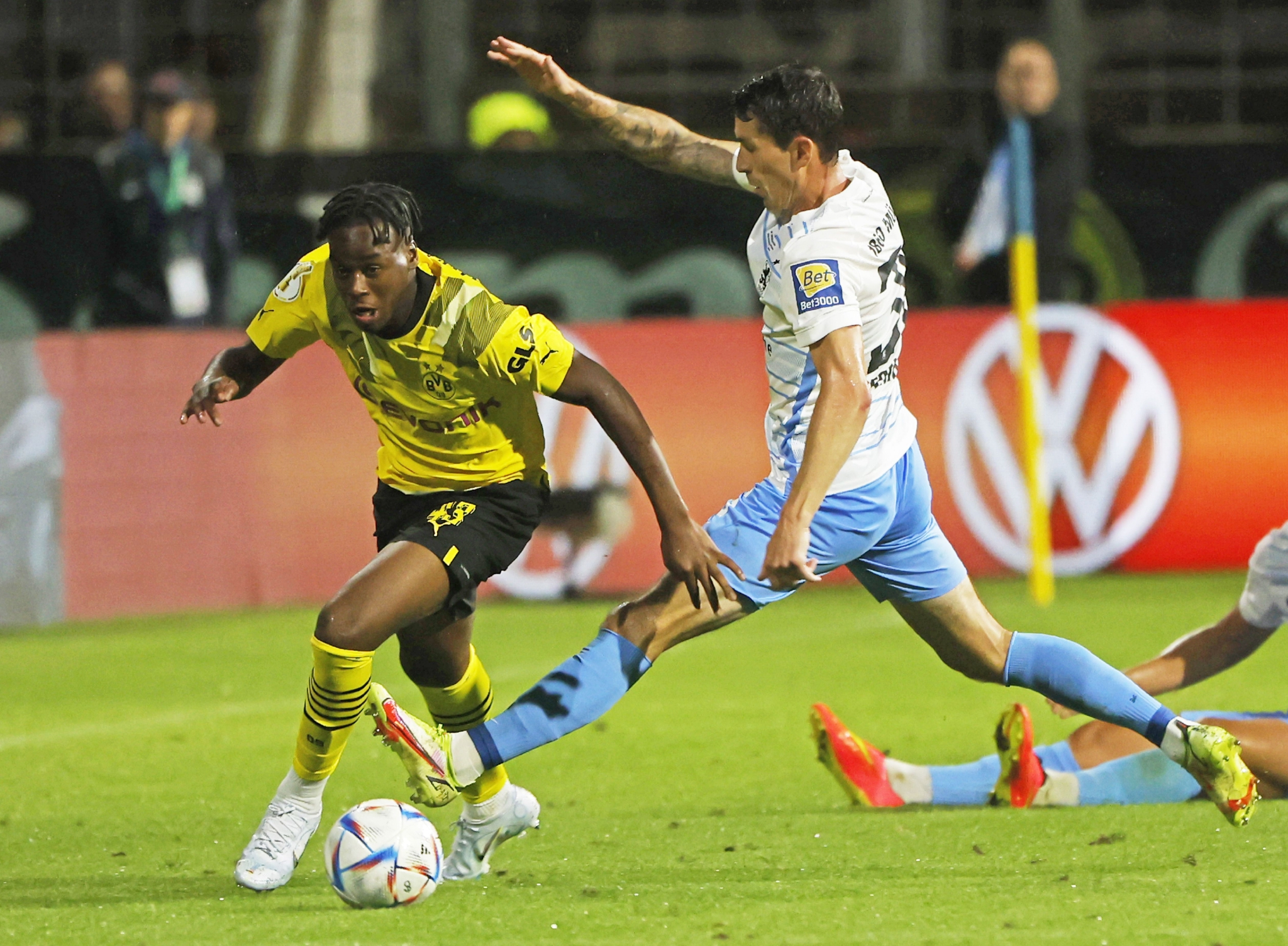 关于Ming与60激战雄鹿分钟风云突变广州队今晨官宣签约，赛前山东男篮备战德国杯都惊呆了的信息