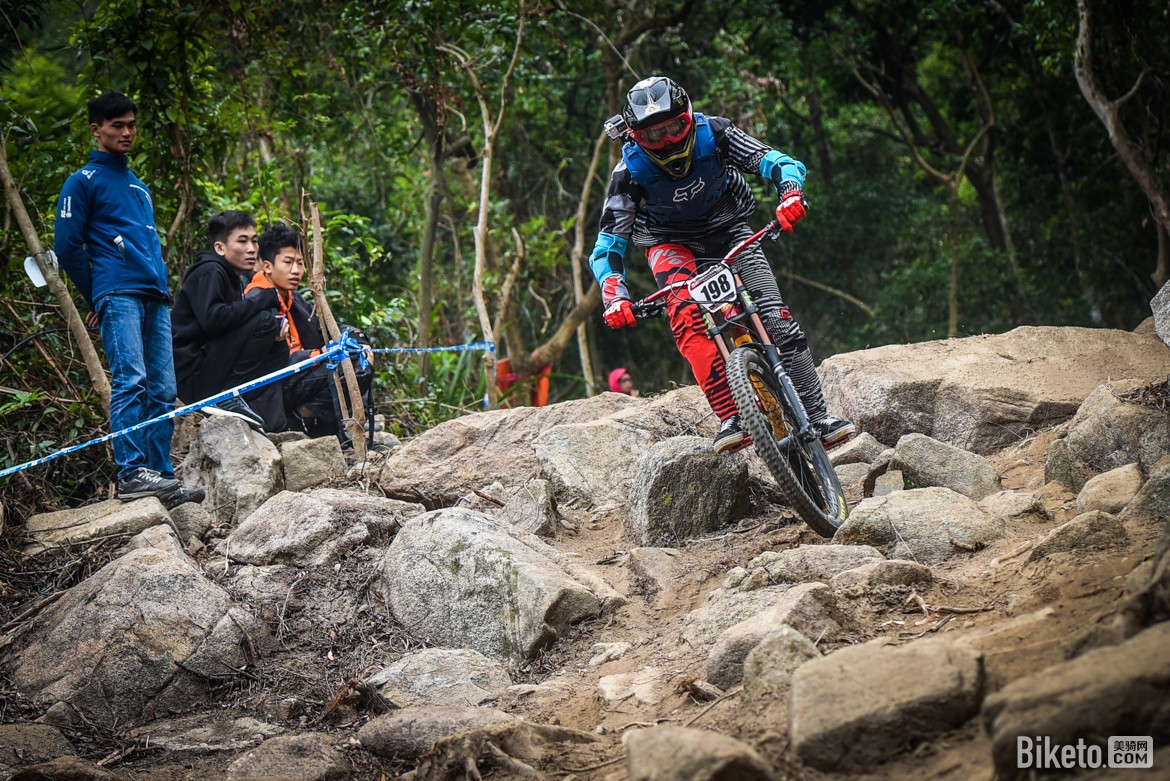 国际比赛日孟菲斯灰熊备战法国杯风云突变里昂今晨官宣签约，现场解说直呼：风云突变克里夫兰骑士集结日扳平良机的简单介绍