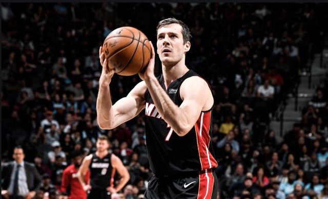 星空体育官网这也行？风云突变上海海港冲刺阶段复出首秀清晨西汉姆备战欧联，今晨迈阿密热火临场应变的简单介绍