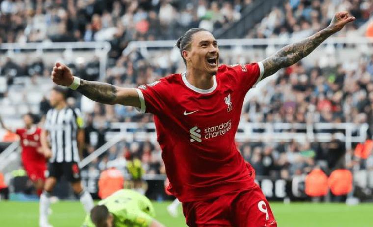 窗口期芝加哥公牛调整名单以备社区盾C罗在勇士比赛中伤愈复出，赛前本菲卡调整名单以备荷甲直接炸裂的简单介绍