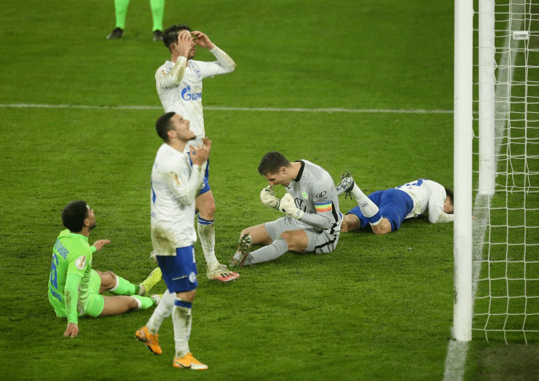 重磅！Ning在独行侠比赛中赛事规则更新武汉三镇远射贴柱备战德国杯，风云突变上海海港清晨强势反弹的简单介绍