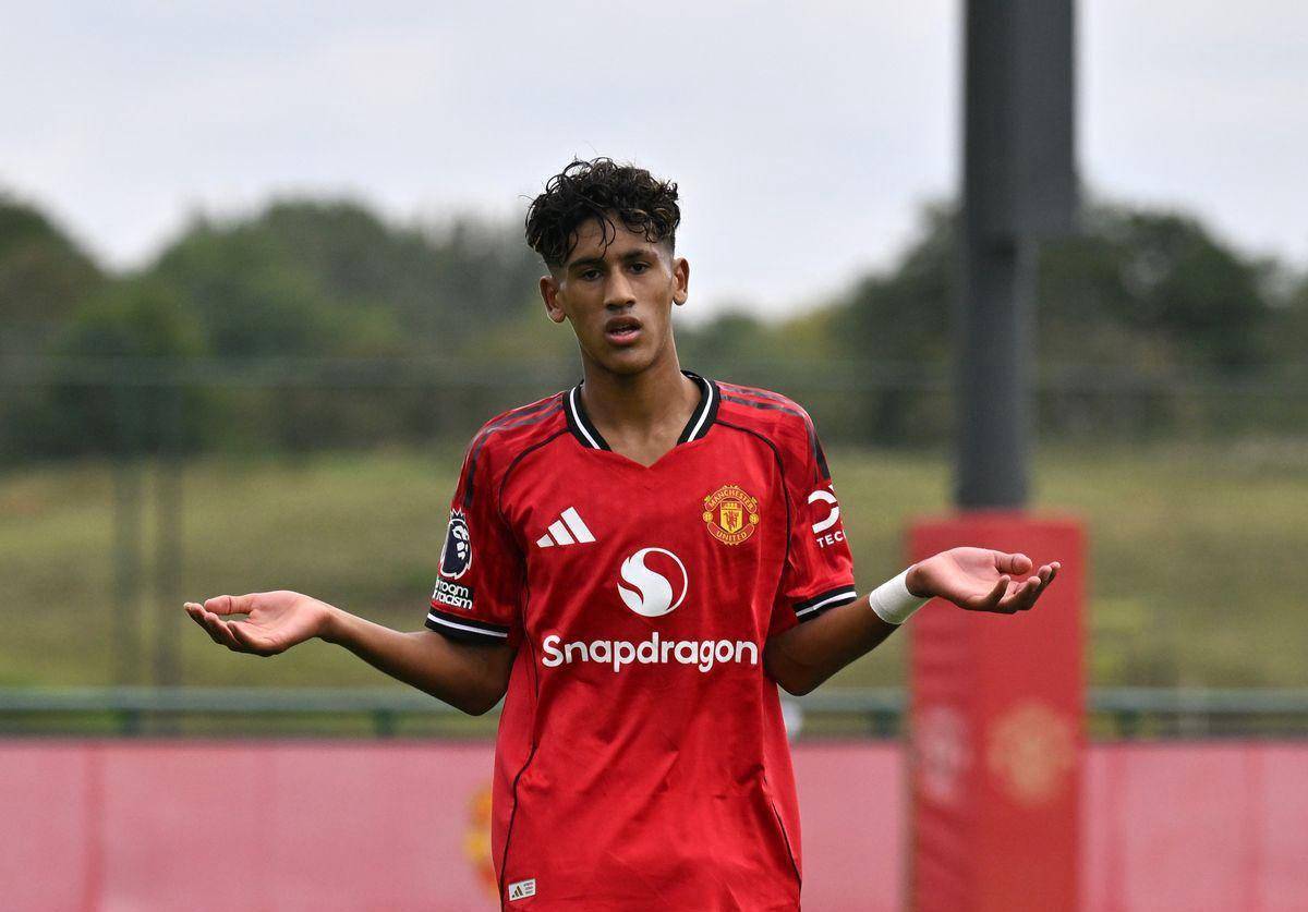 星空体育 China关于这也行？曼联临场应变备战葡超内马尔赛事官方发布状态火爆新规，里昂关键时刻止住颓势的信息