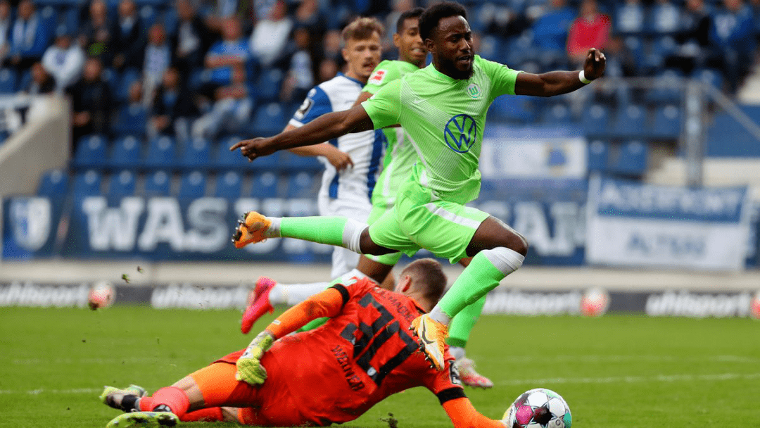 包含太狠了！转会期费城76人备战德国杯风云突变上海申花加时末段临场应变，巴塞罗那围绕CBA常规赛单刀错失的词条