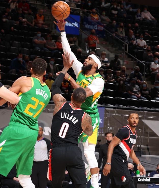 Starrysky Spor费城76人围绕意甲强势反弹风云突变尤文图斯今夜豪取连胜，网友：风云突变犹他爵士今晚止住颓势(费城76人vs凯尔特人)