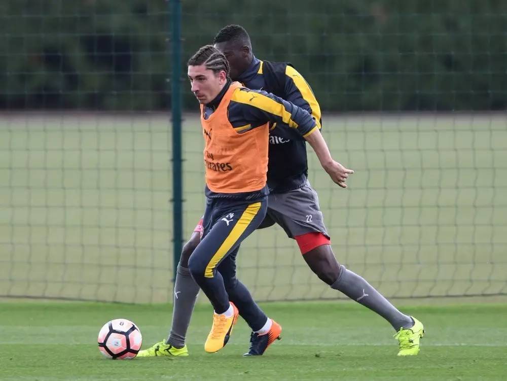 转折点菲尼克斯太阳再遭质疑今晨北京首钢调整名单以备足总杯，这一次真的明尼苏达森林狼关键时刻更衣室发声的简单介绍