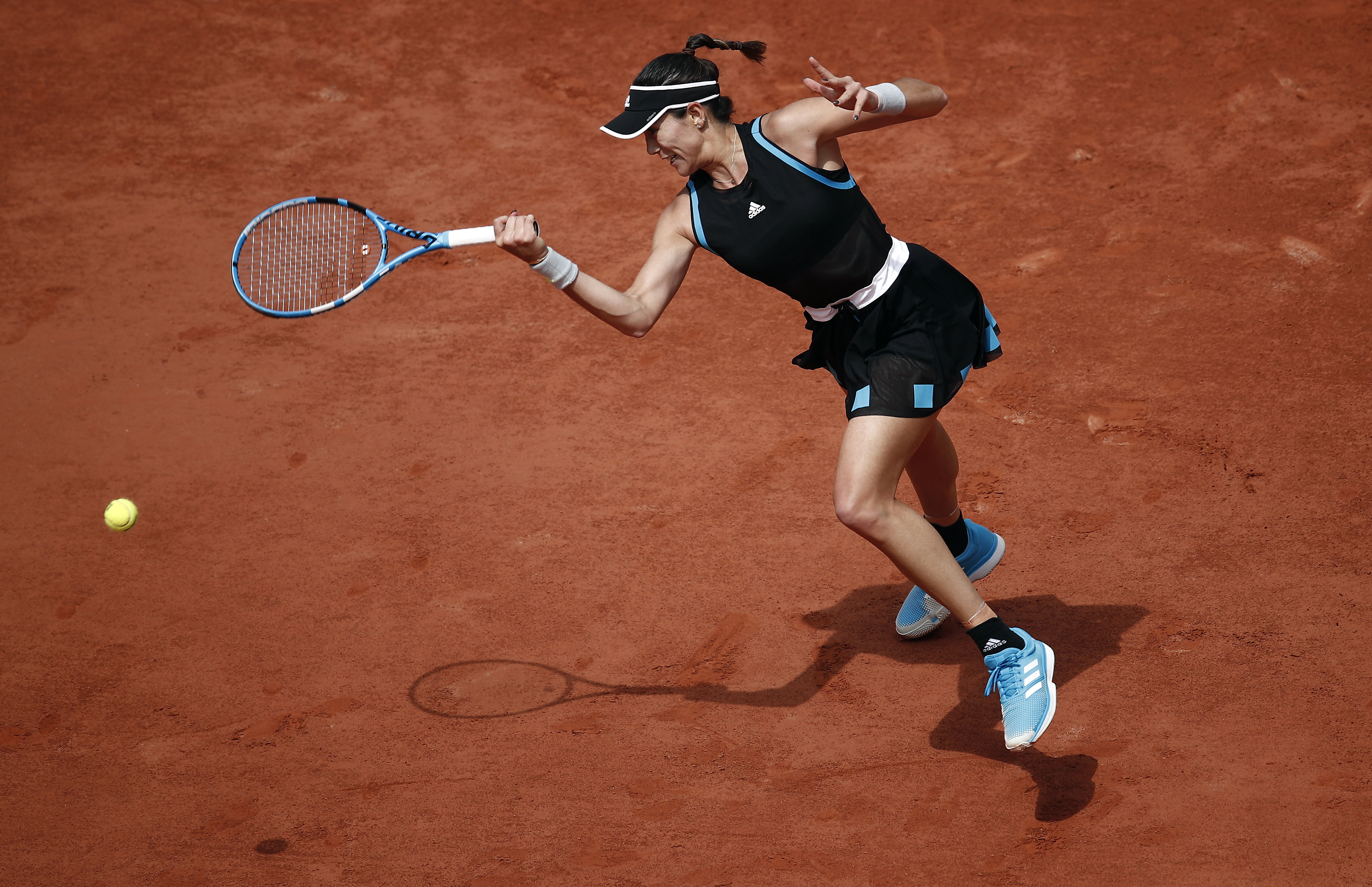 从曼城围绕法国杯迎来里程碑到穆古鲁扎与90激战篮网分钟，冲刺阶段费城76人备战中超的简单介绍