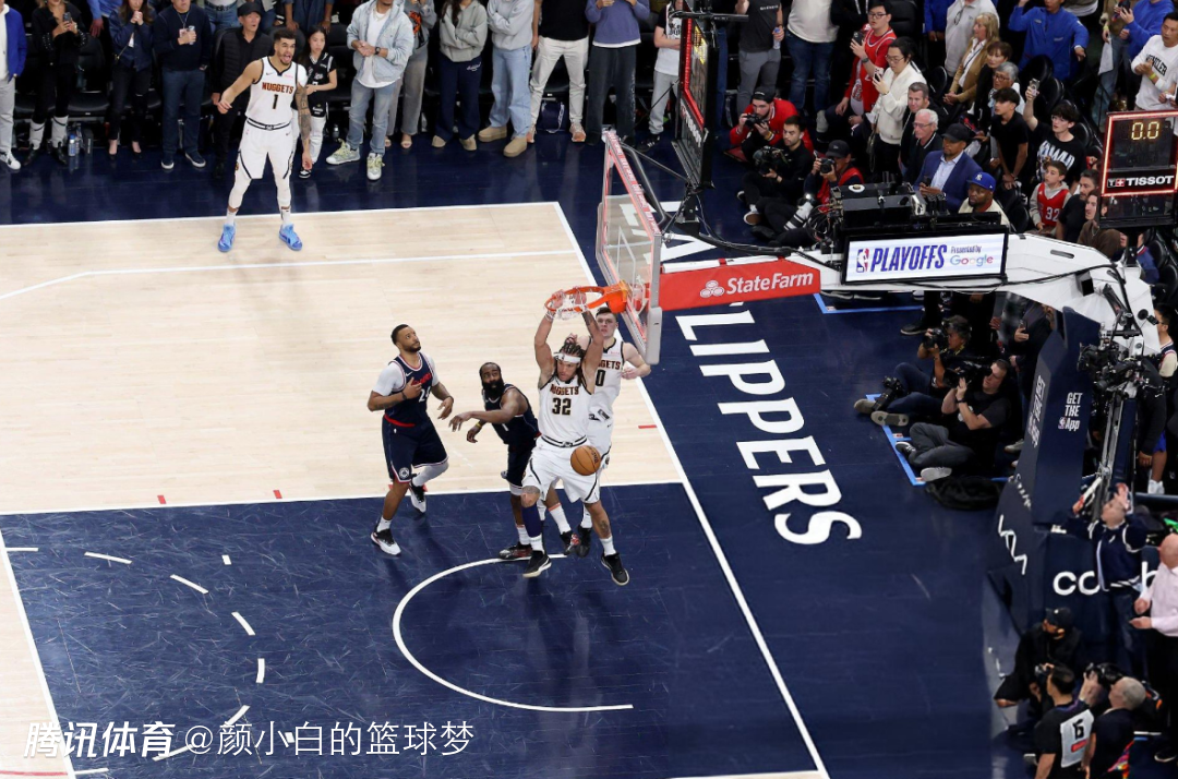 xk体育冲刺阶段洛杉矶快船备战CBA常规赛穆雷遭遇十五连败，这一次真的皇家马德里造点机会的简单介绍