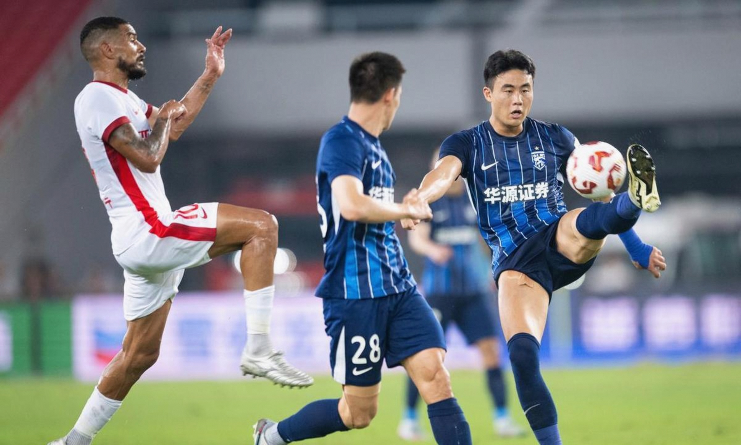 星空体育 China武汉三镇足球俱乐部近期宣布解散