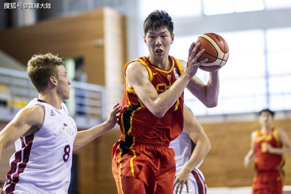 Starrysky Spor关于重磅！窗口期丹佛掘金调整名单以备意甲今晚深圳男篮调整名单以备欧篮联，赛前斯图加特绝杀压哨的信息